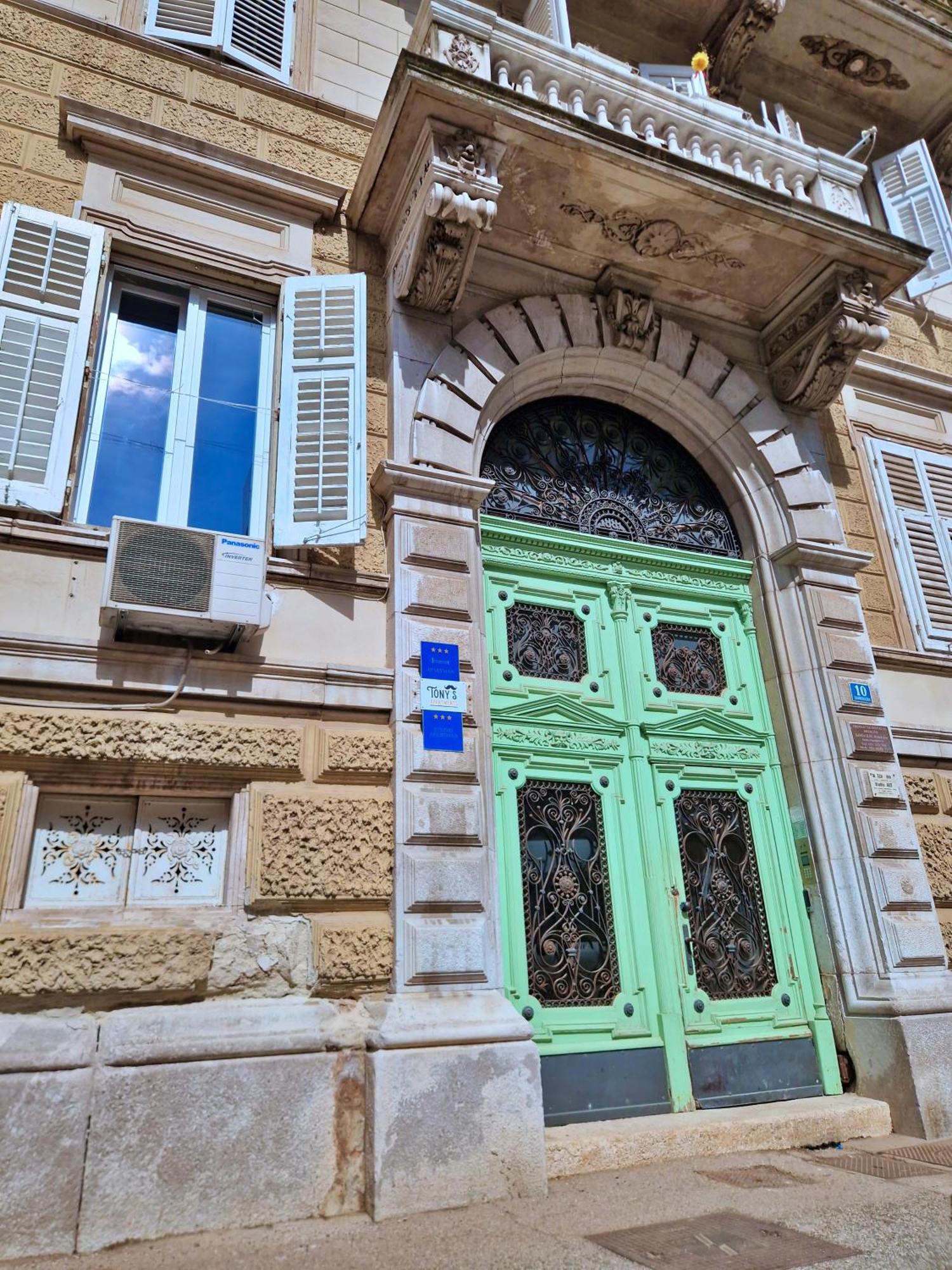 Lola'S Place Rijeka Buitenkant foto